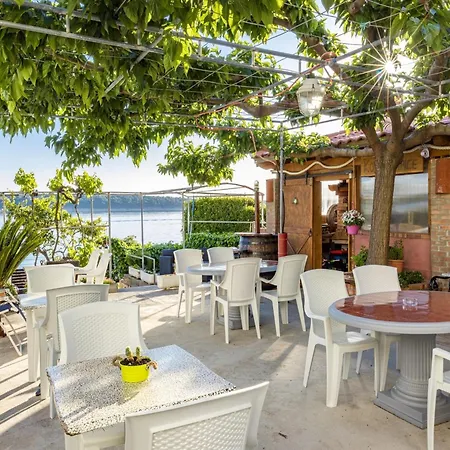 Sea View In Barbat ראב