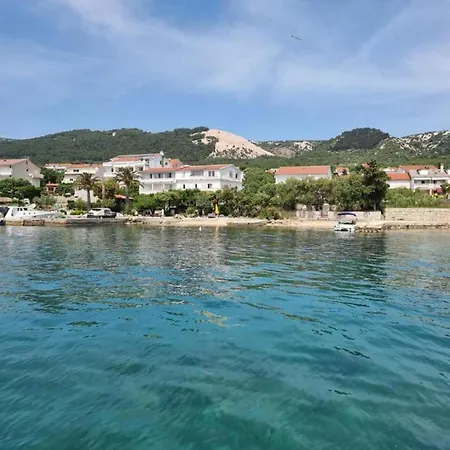Sea View In Barbat アパート ラブ